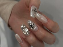 ネオリーブ ウリ(Neolive uri)/クロムハーツネイル