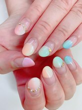 ネイルサロン ティアラリュクス 市川北口店(Tiara Luxe)/レインボーネイル