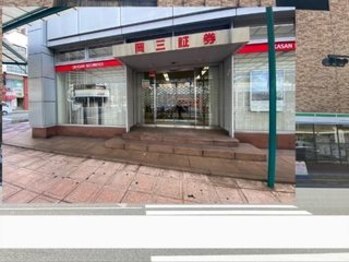 ビューステージ アイブロウサロン 松山/道中の目印です♪