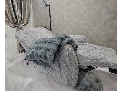 リルバイ(Lilou by)の写真