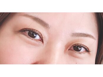 アーティストシーナ/アイラインまつ毛パーマ