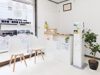 中浦和きずな整骨院 整体院/清潔な待合室