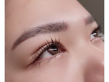 ヌ スリード(NU3°)の写真/確かな技術でモチも抜群◎大好評の可愛いぱっちり目元に♪パリジェンヌ/ラッシュリフト￥5,500～