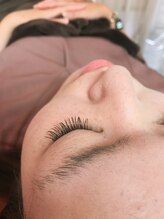 フリルアイビューティ 豊中店(Frill Eye Beauty)/