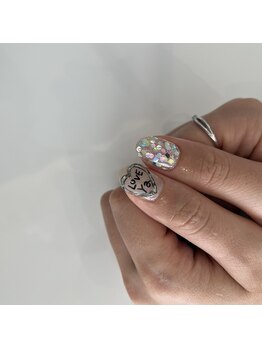 ムーイ 外苑前(mooi.)/hologram × paint art