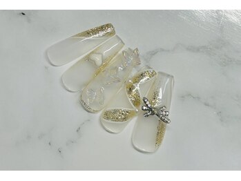 夏向けのデザイン。