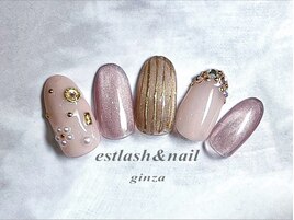 フラワードットネイル