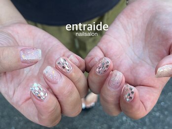 アントレッド(entraide)/新作ホロスクエア