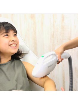 さりぃず ねぃる(SALLY’S NAIL)の写真/小学生~高校生/ヒゲ脱毛◎しっかり冷えるヘッドで快適!顔脱毛◎美肌美白できる♪脱毛はTHRひかりで決まり!