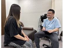 イルミナ(illumina)の雰囲気（巻き爪の根本原因を足元の歪み・姿勢から見抜きます）