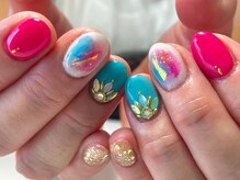 アミネイルズ(AmiNails)/ビビットネイル♪