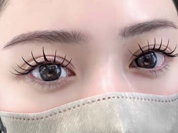 ララ(RARA)の写真/【高持続×最軽量フラットラッシュで自まつ毛への負担を軽減しながらボリュームアップ♪】