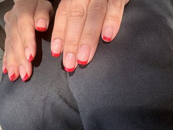 ニマ(nima)/フレンチネイル