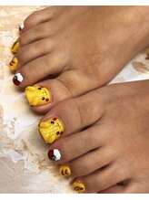 ハニービー(Honey Bee)/ピカチュウ(^-^)