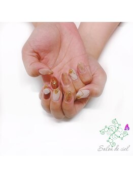 サロンドシエル(salon de ciel)/ニュアンスネイル