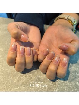 リッシュ トロワ(RICHE trois)/上品キラキラネイル
