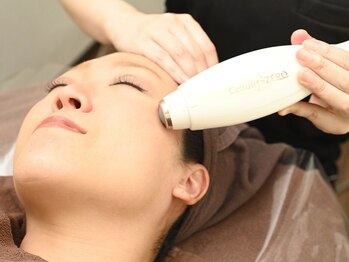 アヤエステティックサロン 綱島店(AYA)の写真/【最先端ダイエット】短期間で効果◎しわ・ほうれい線・たるみケア!理想のフェイスラインへと導きます☆