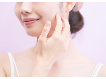YOSAPARK Flutter 西国立店【ヨサパーク フラッター】の写真/【小顔×美肌】テラキューブでキュッとお顔のラインを引き上げ/ハーブ蒸しで全身デトックス!艶玉美肌へ☆