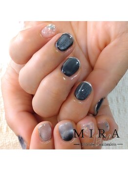 アシメニュアンスネイル