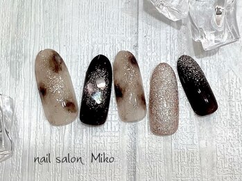 ミコ(Miko)/10月定額デザイン ¥7,700