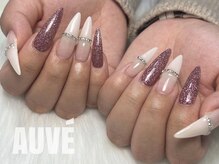 オーヴェ(AUVE)/大人ネイル