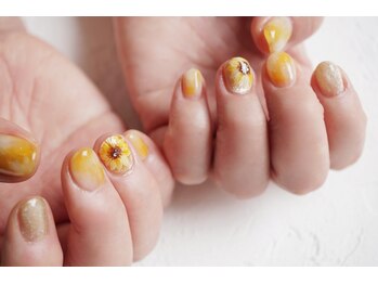 ネイル フライガール(nail FLY GIRL)/ひまわりネイル♪