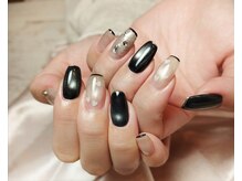 ロッティの雰囲気（付け替え時、前回のベースを薄く残してお爪への負担を最小限に♪）