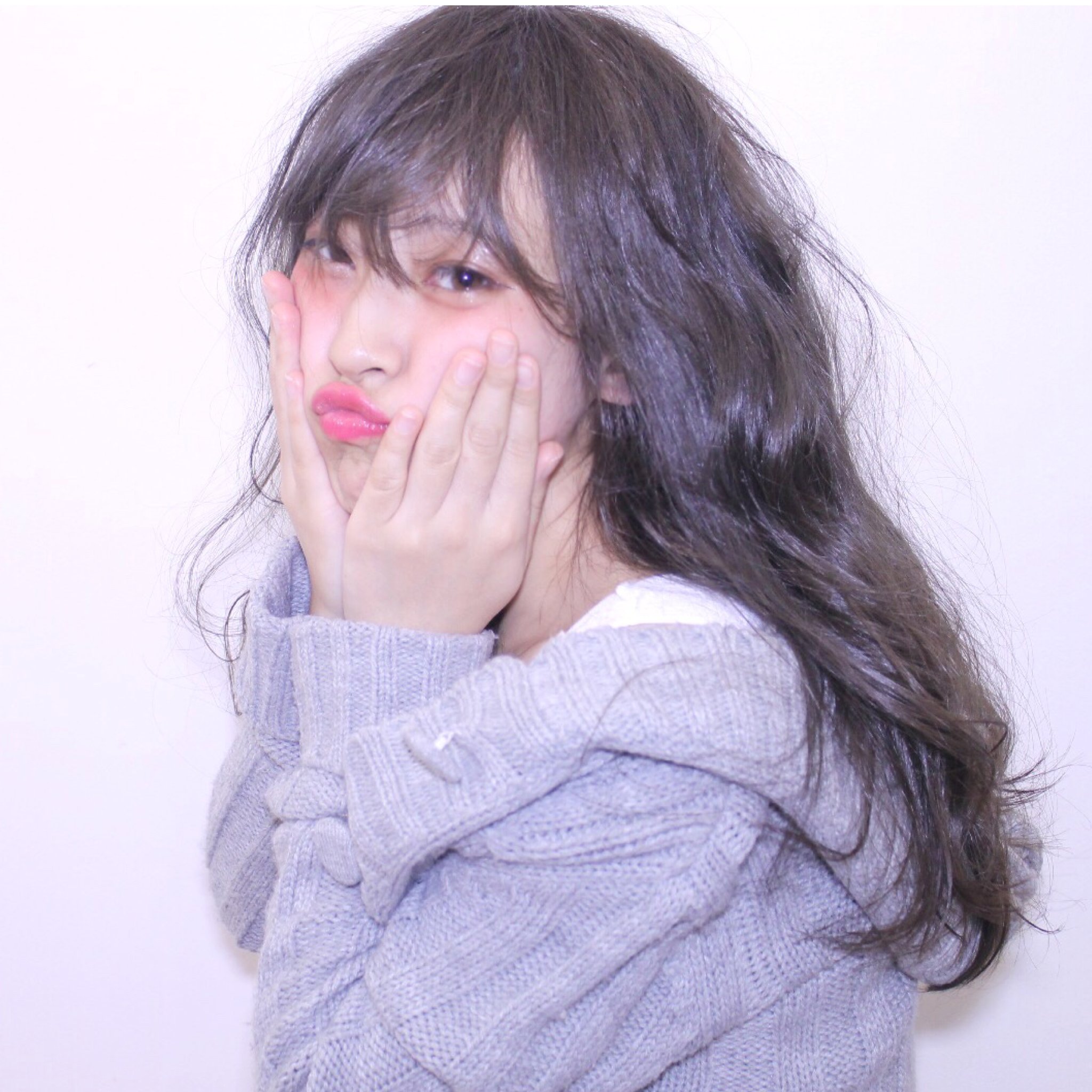 黒髪といってもいろいろなカラーがあります トーンを変えて楽しんで ホットペッパービューティーマガジン