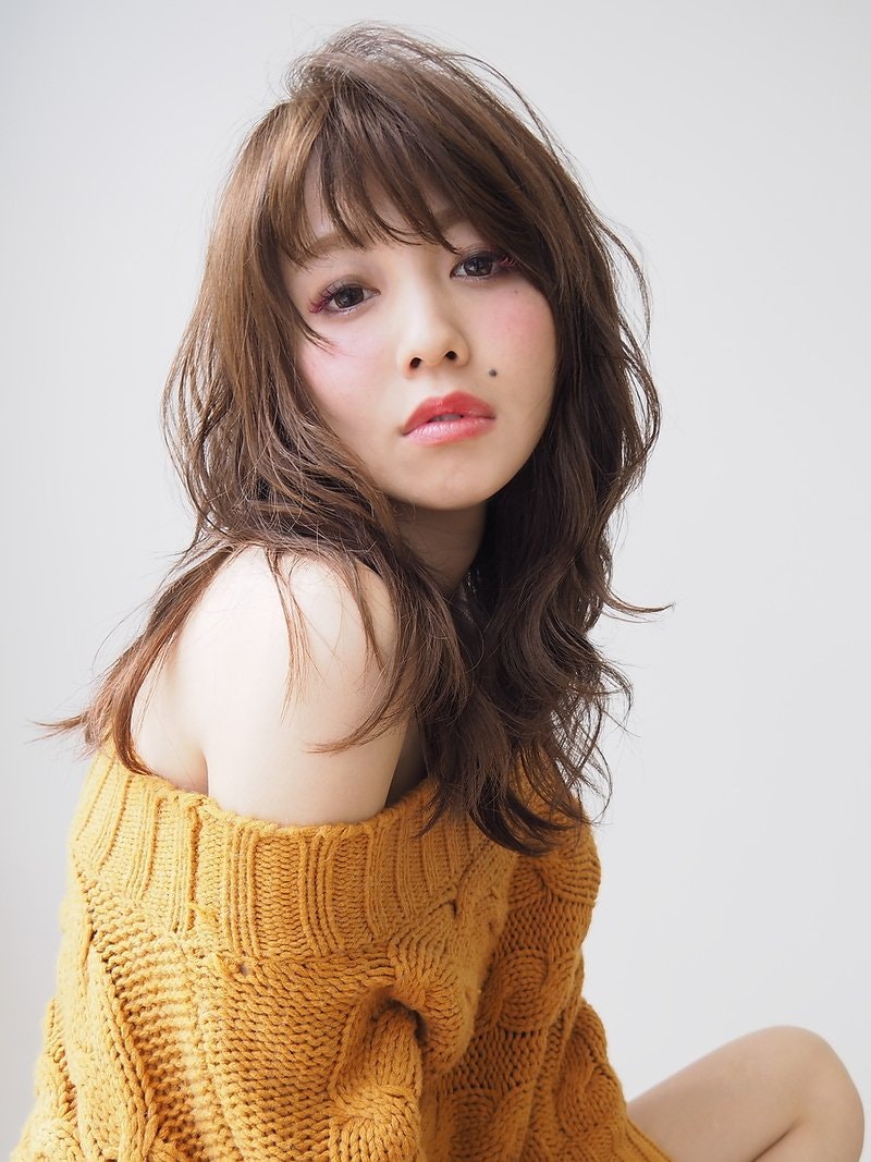 18 春 マッシュ ロングヘアーの マッシュウルフ で大人女子のかっこ可愛いを目指そう ホットペッパービューティーマガジン