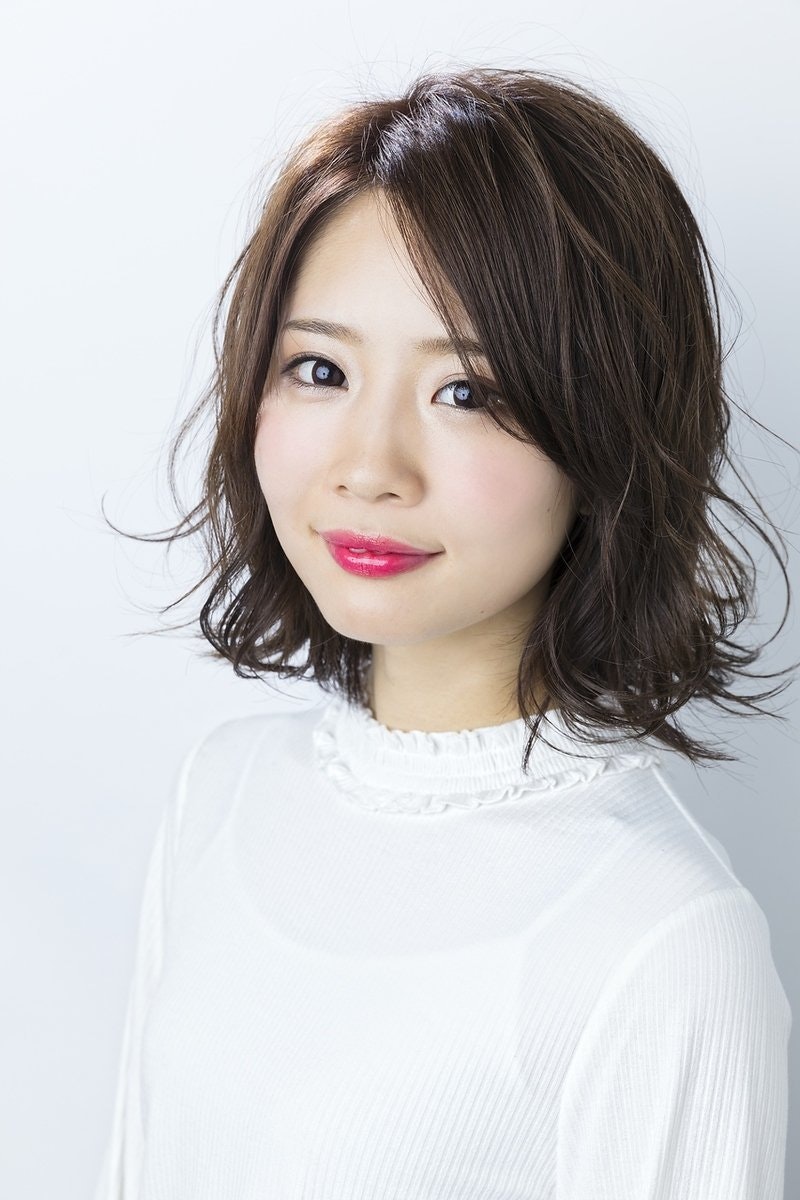 ミディアム パーマで大人可愛いスタイルに 婚活 合コンで好印象をgetしよう ホットペッパービューティーマガジン ミディアム パーマで大人可愛いスタイルに 婚活 合コンで好印象をgetしよう ホットペッパービューティーマガジン