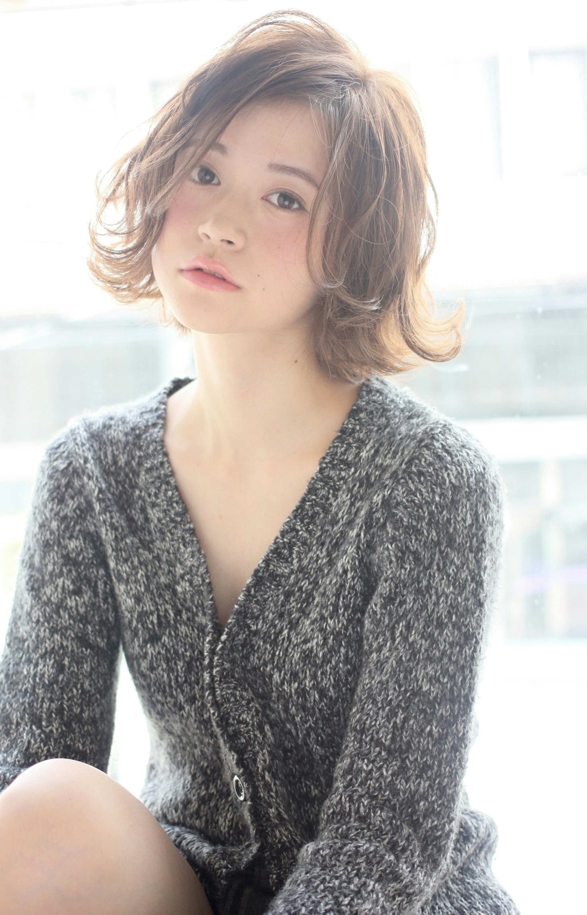 ワンレン パーマ 大人キレイがいっぱいの軽やかなヘアスタイルで一足お先に春を迎えましょ ホットペッパービューティーマガジン ワンレン パーマ 大人キレイがいっぱいの軽やかなヘアスタイルで一足お先に春を迎えましょ ホットペッパービューティーマガジン