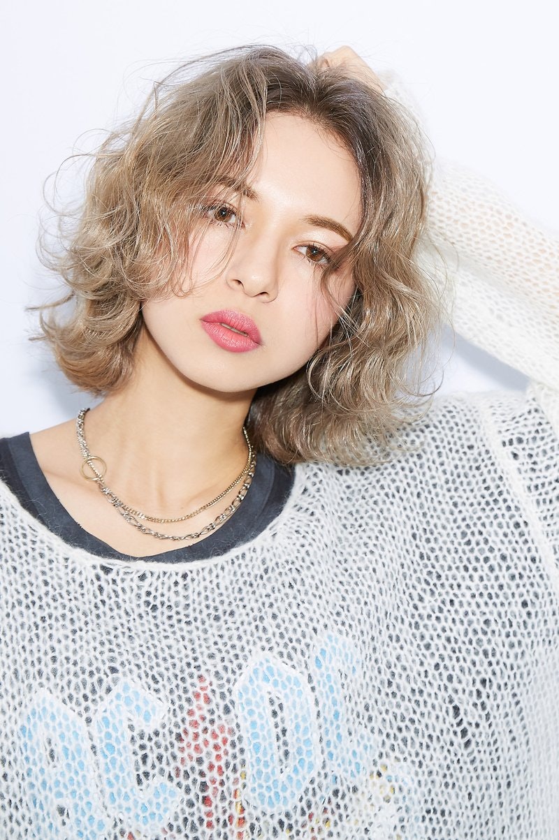 【2018・春】旬のヘアカラーでグラデーションに挑戦!好みが見付かるヘアカタログのサムネイル画像