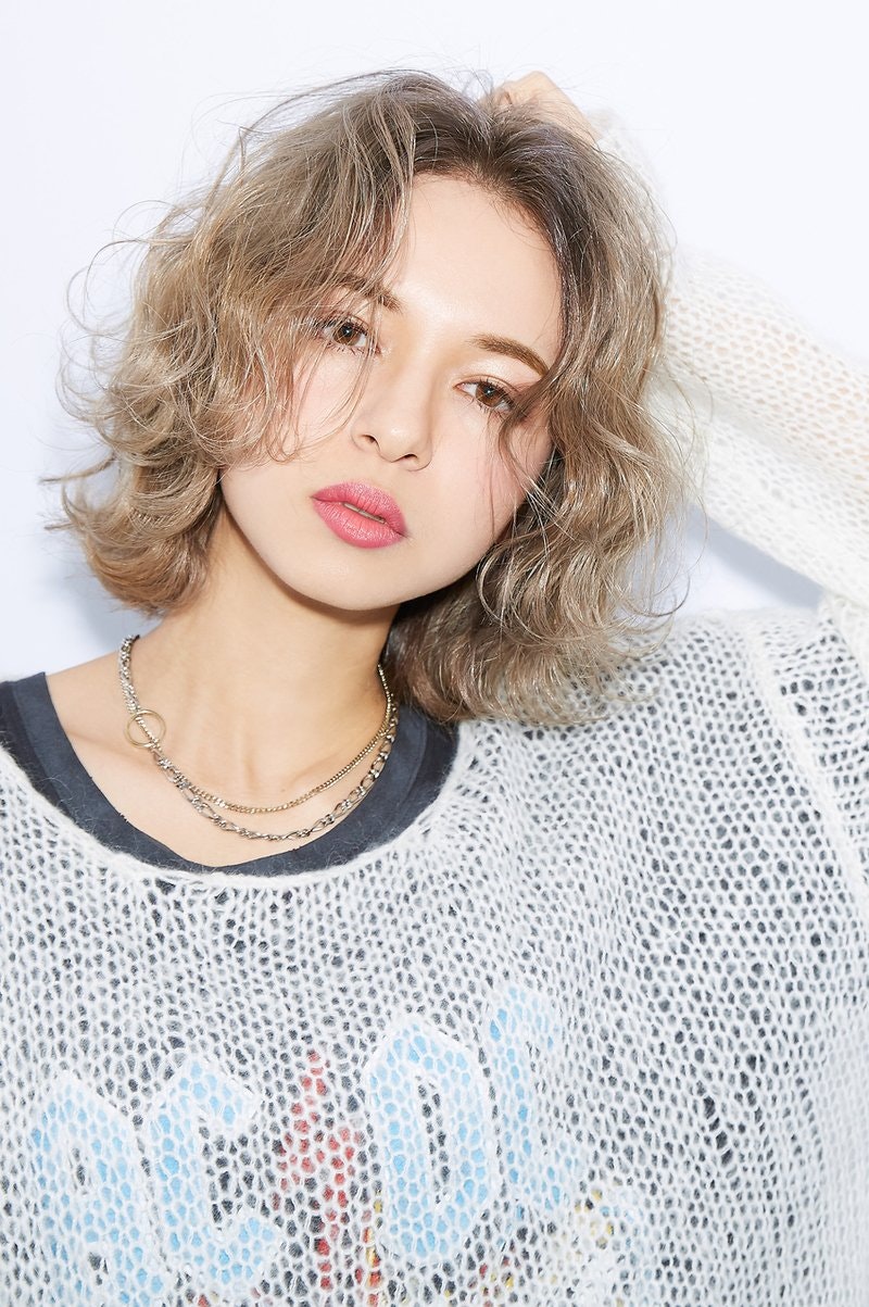 【2018・春】旬のヘアカラーでグラデーションに挑戦！好みが見付かるヘアカタログのサムネイル画像