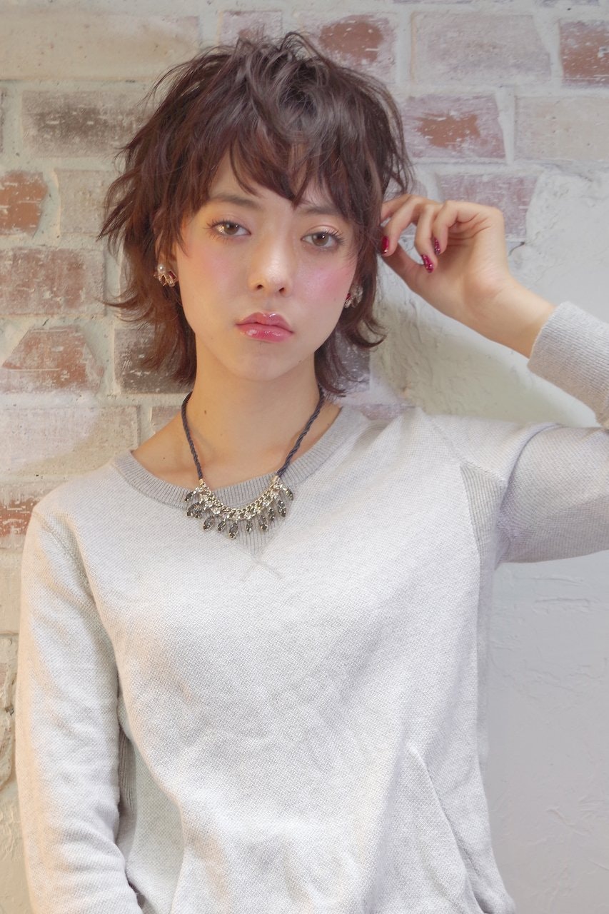 今チャレンジしたい髪型は断然ウルフ！かっこかわいいウルフヘアがたくさん♪のサムネイル画像