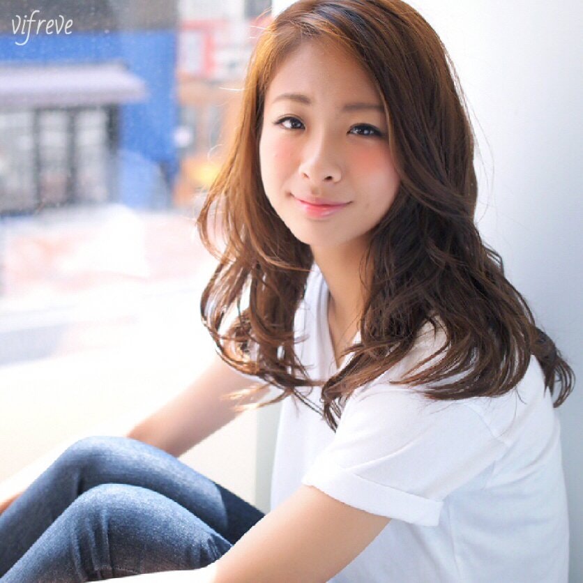 色黒さん必見!自分に合った髪色が見つかるヘアカラーカタログのサムネイル画像