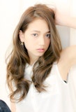 大注目の「かきあげ女子」になってセクシーさを演出してみませんか？
