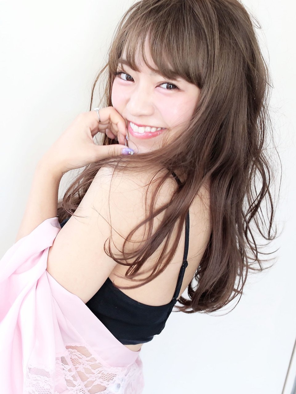 清楚な「イノセントカラー」で、愛され女子に変身しちゃおう♡好感度抜群のヘアスタイル集のサムネイル画像