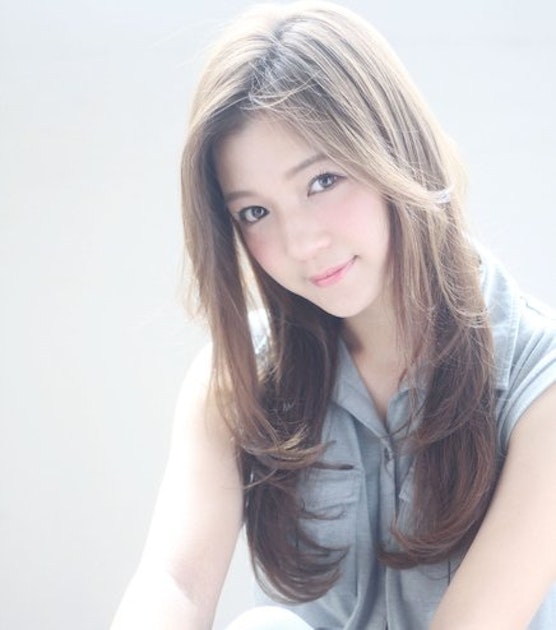 段カットとは 特徴 魅力とロングのヘアスタイルをまとめて紹介 ホットペッパービューティーマガジン
