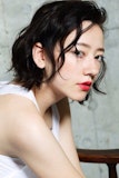クールな表情が決まる魅惑のブラックヘア♡ワンランク上の大人の黒髪に