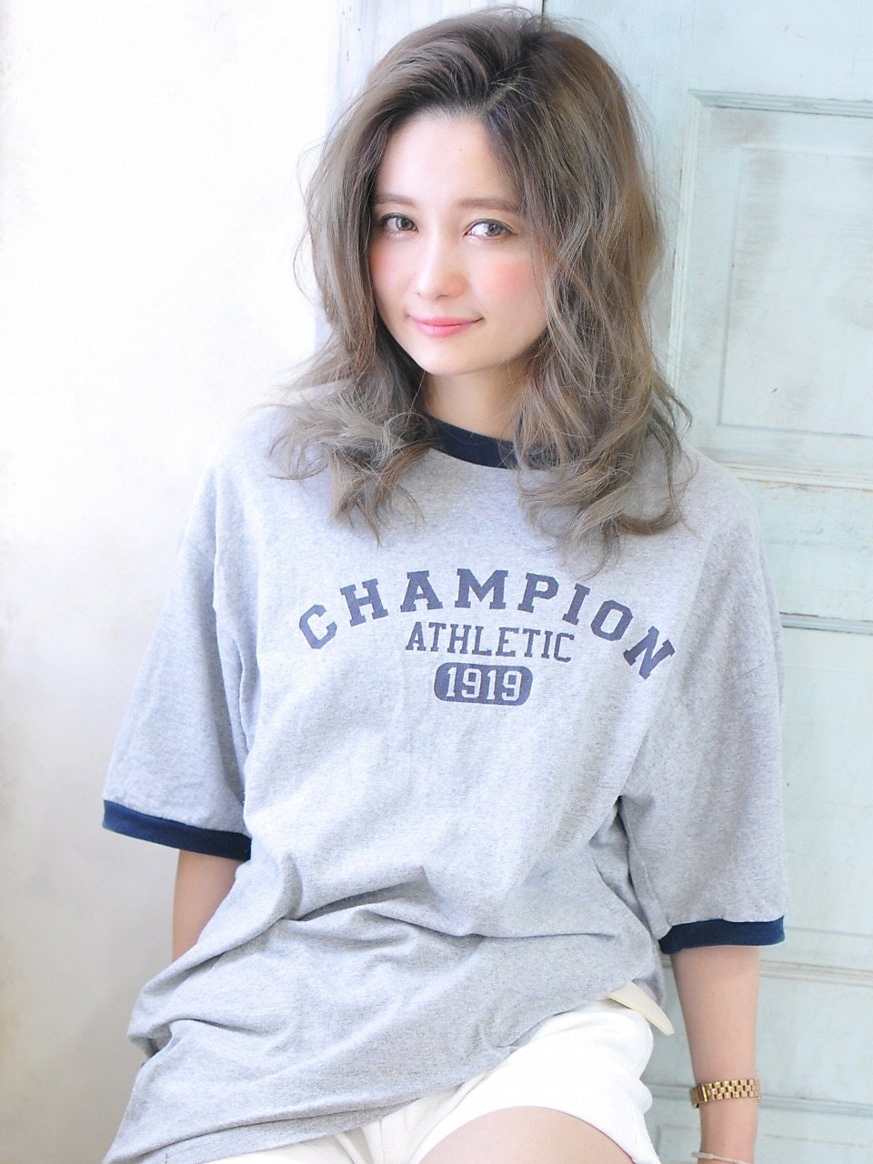 憧れは海外スナップ女子☆ニュアンスある外国人風ヘアは髪色で決まる!のサムネイル画像