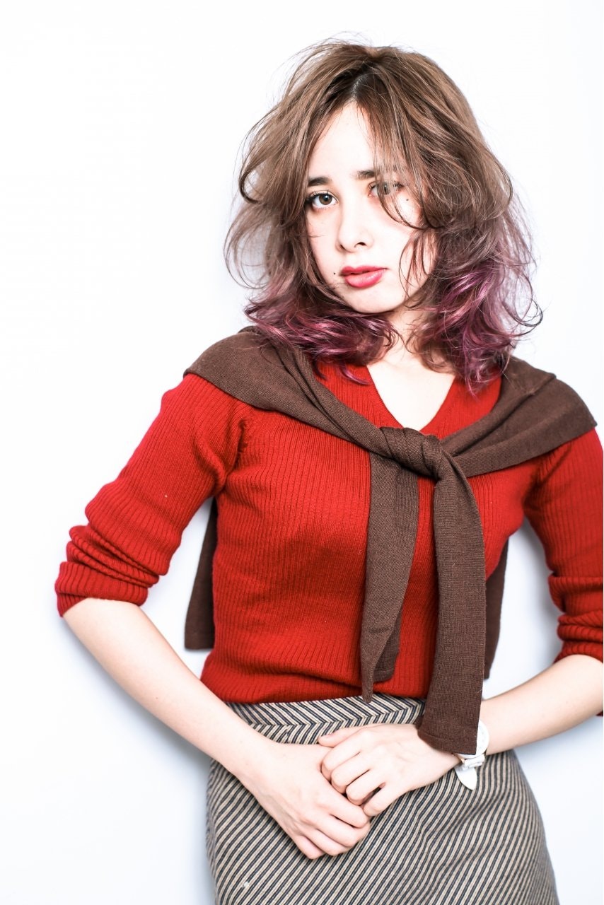 グラデーションカラーでイメチェン！オトナ女子におすすめのヘアスタイルまとめのサムネイル画像