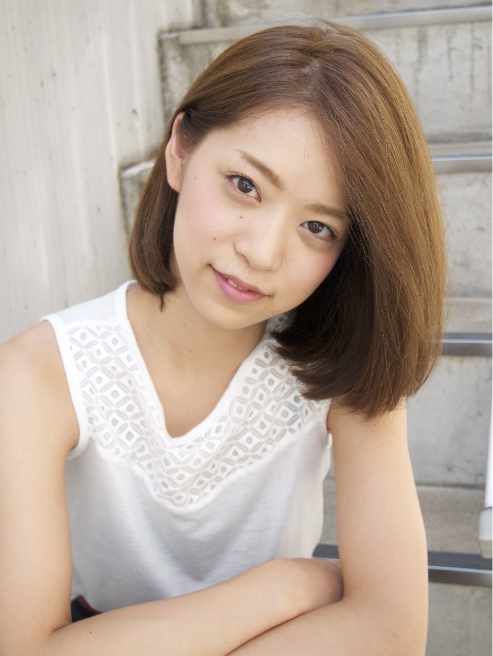 みんな大好き クールにもフェミニンにも決まるヘアスタイル ストレートボブ ホットペッパービューティーマガジン