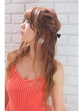 グラマラスなヘアアレンジで、今どき“進化系コンサバ女子”を目指しませんか？