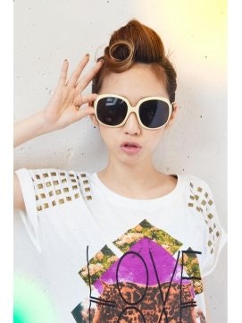 くるんとしたバングが、超かわいい♡最旬のトレンドヘア【くるくる前髪】を取り入れてみない?のサムネイル画像