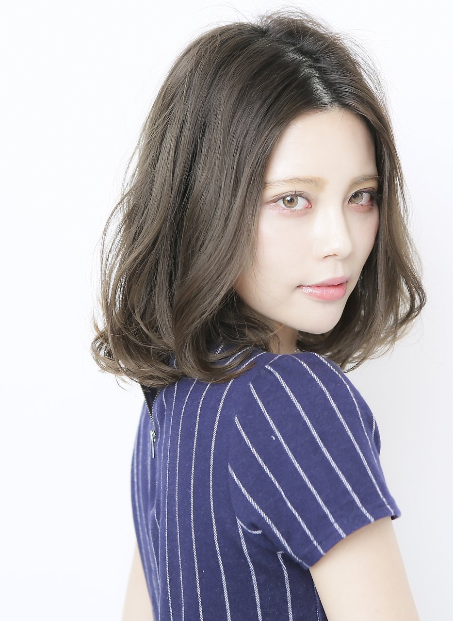 目指せ社内no 1美人 お洒落なのに派手過ぎない コンサバ系のオフィスヘアスタイル ホットペッパービューティーマガジン