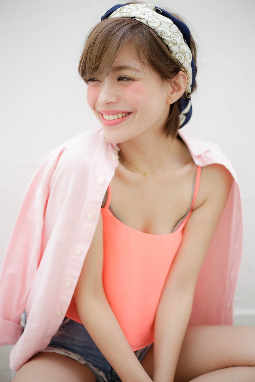 ショートヘアだって、卒業式には華やかな髪型で挑みたい♪おすすめアレンジ16選のサムネイル画像