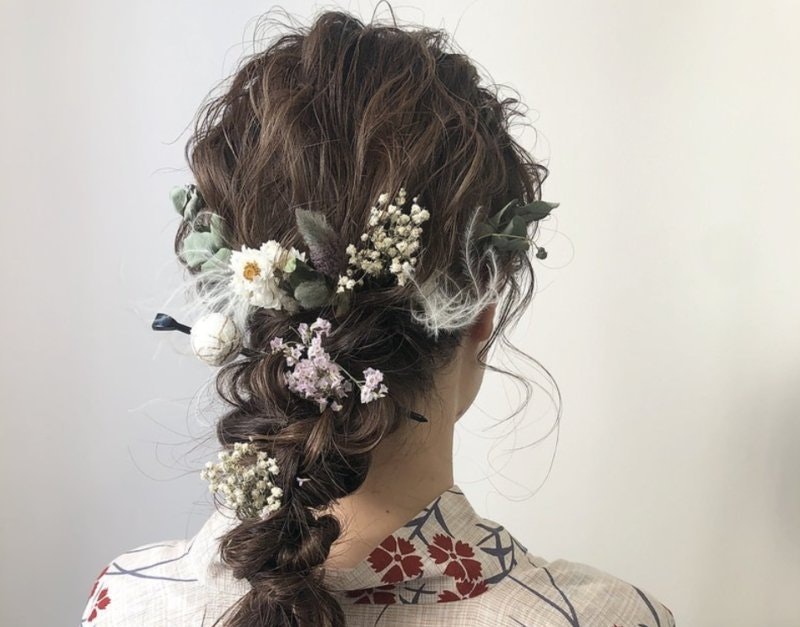 卒業式の髪型カタログ21 袴 スーツのハレの日ヘアアレンジ特集 ホットペッパービューティーマガジン 卒業式の髪型カタログ21 袴 スーツのハレの日ヘアアレンジ特集 ホットペッパービューティーマガジン