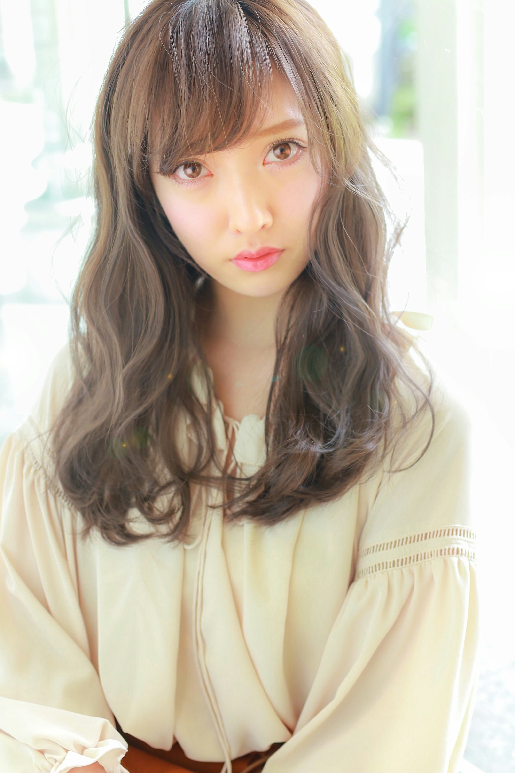 かわいいも綺麗も どちらでも叶う 次の髪色はアッシュで決まり ホットペッパービューティーマガジン かわいいも綺麗も どちらでも叶う 次の髪色はアッシュで決まり ホットペッパービューティーマガジン