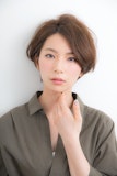 前髪次第でボブの表情が華麗にチェンジ！ショートボブが生まれ変わるヘアスタイルアイデア集