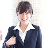 《就職面接》は、美容室で髪型や髪色を整えよう!好印象の世代別おすすめのヘアスタイル特集